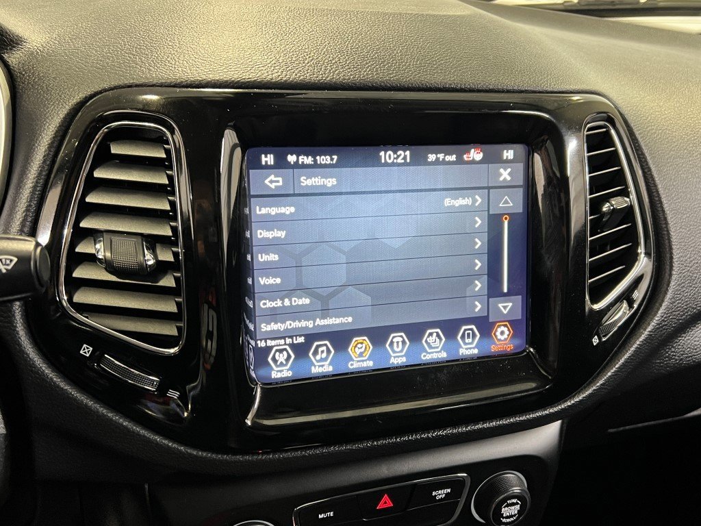 Certified 2020 Jeep Compass Limited image 41