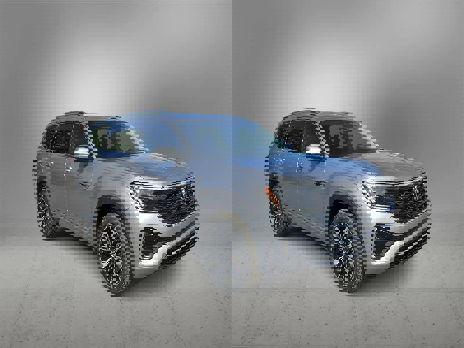 New 2026 Volkswagen Atlas SEL Premium R-Line image 2