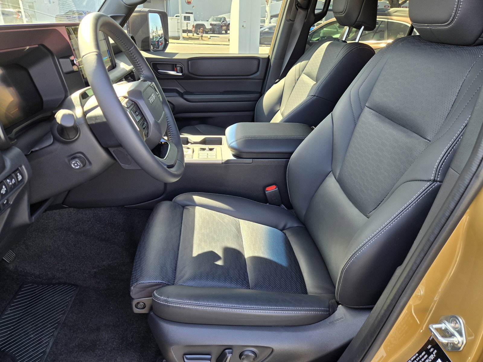 Used 2025 Toyota Land Cruiser w/ Premium Package image 15