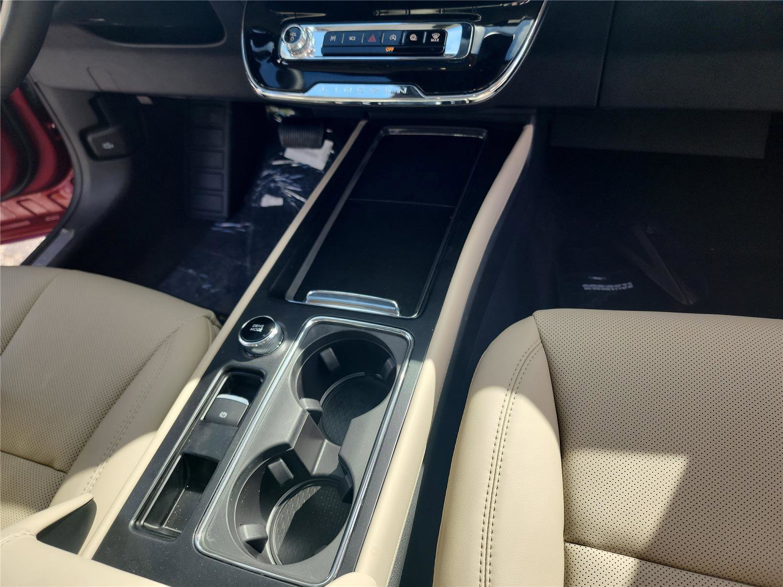 New 2026 Lincoln Corsair Premiere image 26