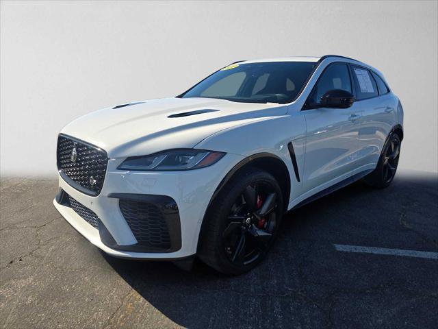 Used 2024 Jaguar F-PACE SVR AWD/4WD image 7