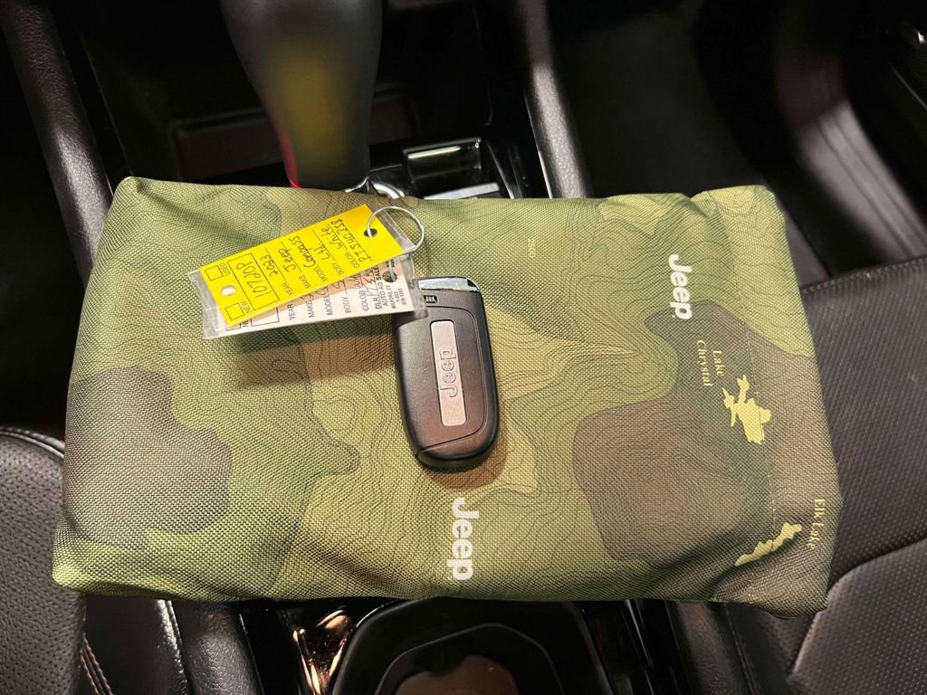 Used 2023 Jeep Compass Limited w/ Elite Group image 37