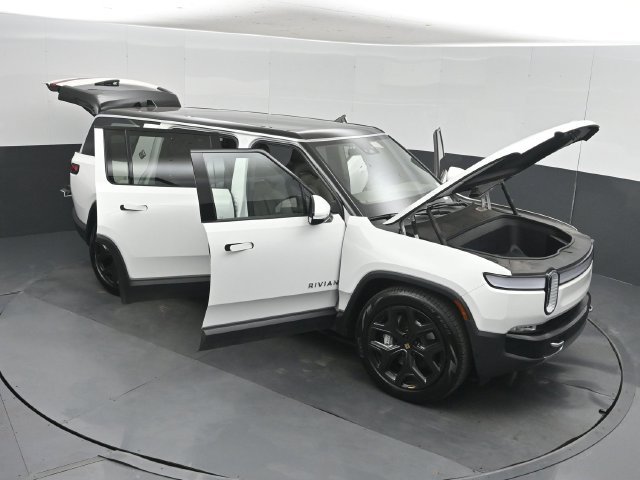 Used 2023 Rivian R1S Adventure Dual AWD/4WD image 63