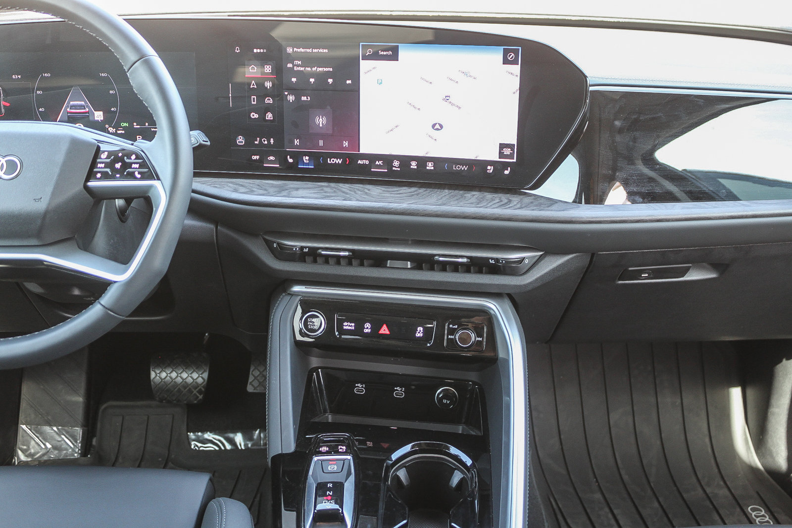 Used 2025 Audi Q5 Premium Plus image 14