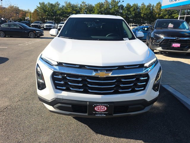 New 2027 Chevrolet Equinox LT w/ Convenience Package II AWD/4WD image 8