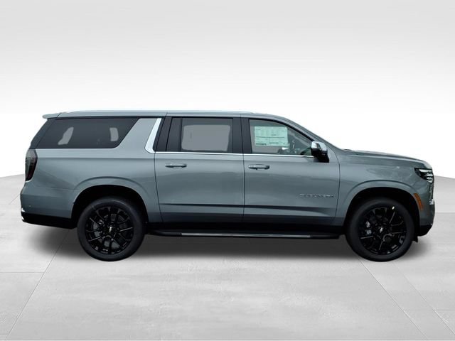 New 2026 Chevrolet Suburban Premier w/ Sun And Tow Package AWD/4WD image 2
