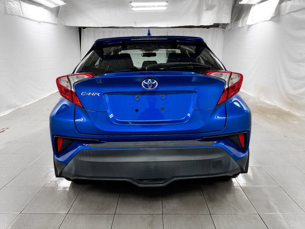 Used 2018 Toyota C-HR XLE FWD image 5