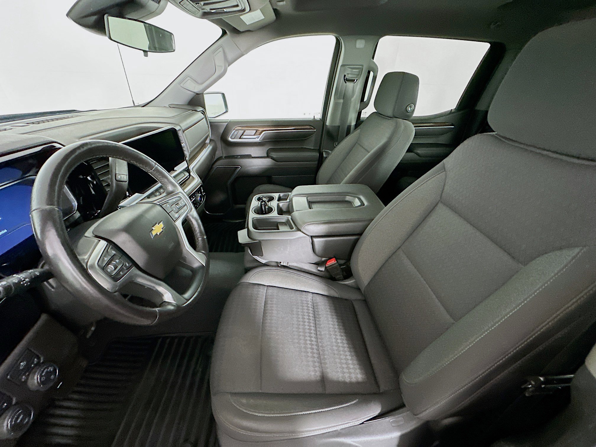 Used 2022 Chevrolet Silverado 1500 LT image 13