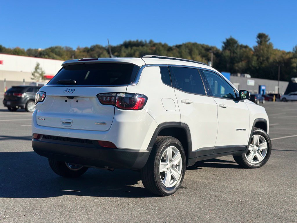 Used 2022 Jeep Compass Latitude AWD/4WD image 7