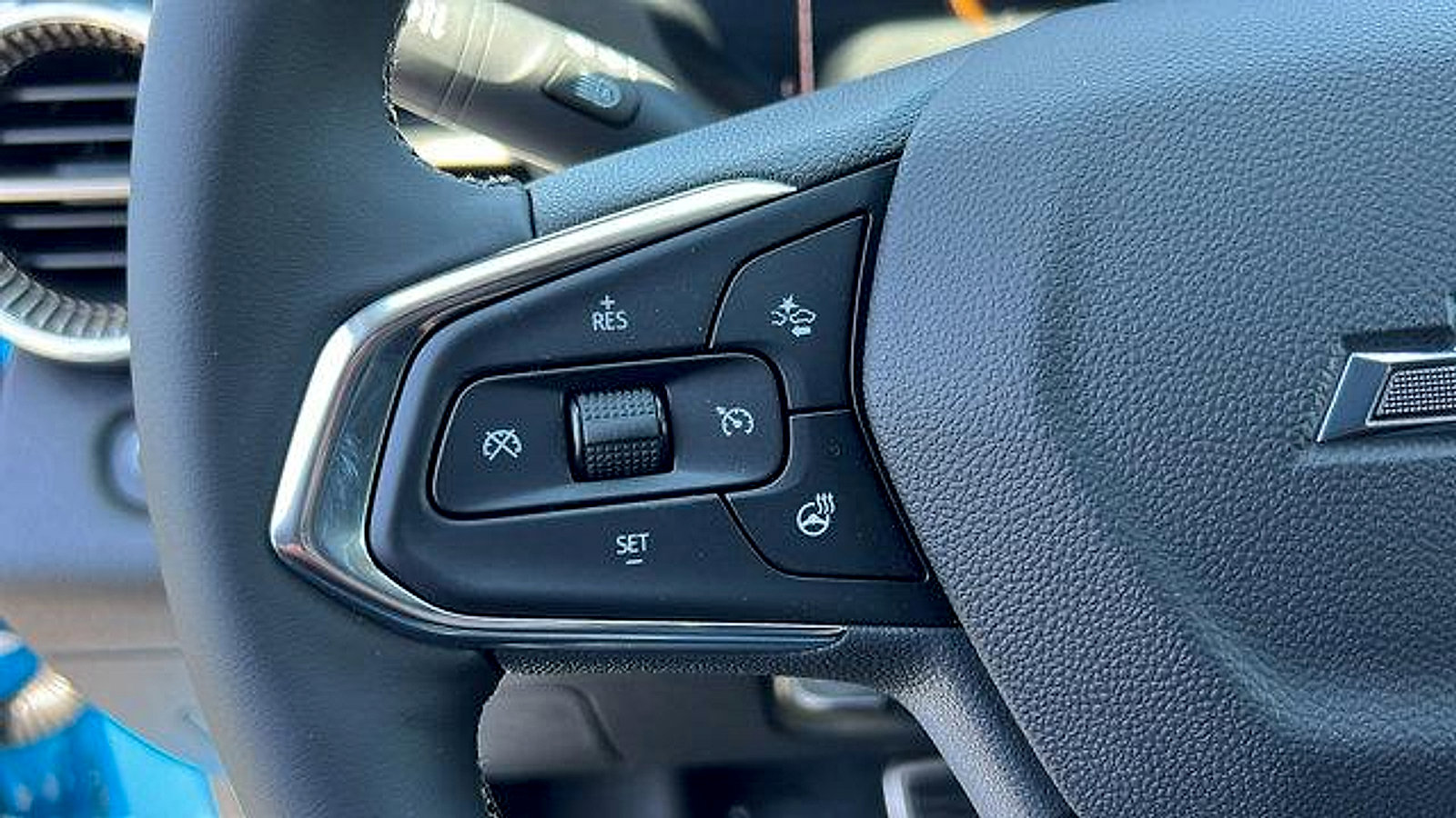 New 2025 Chevrolet Trax ACTIV w/ Driver Confidence Package image 24