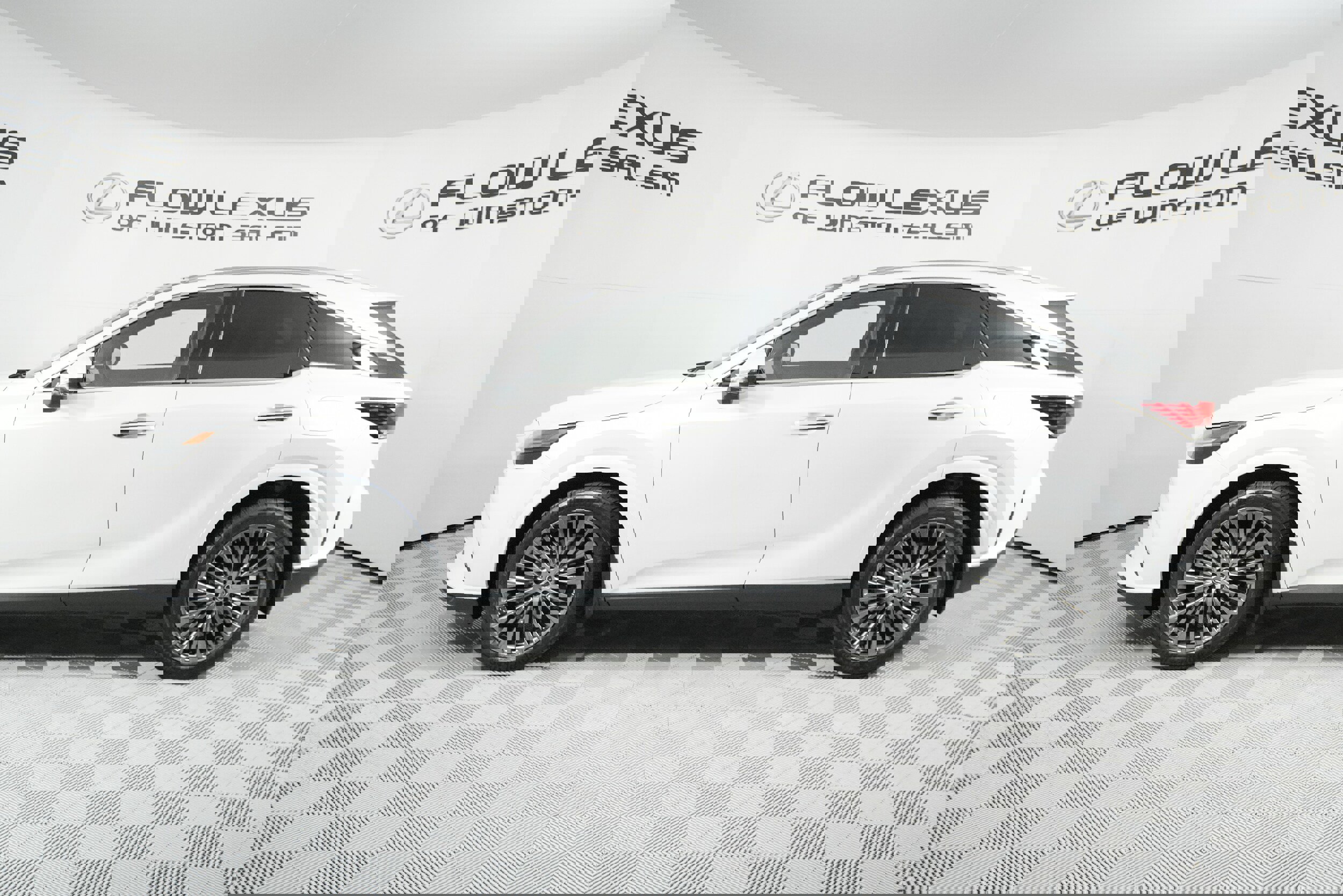 Certified 2024 Lexus RX 350 FWD image 4