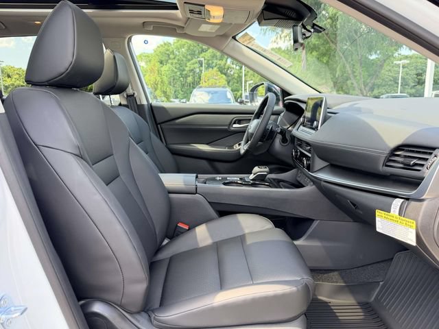 New 2026 Nissan Rogue Dark Armor FWD image 10