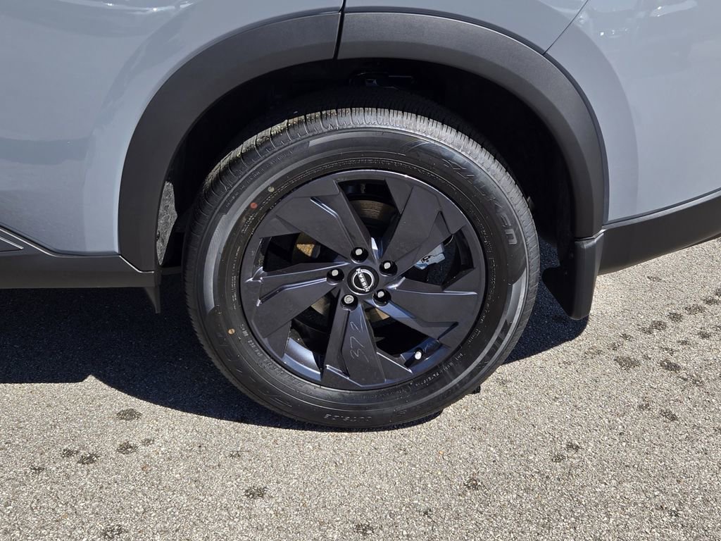New 2026 Nissan Rogue SV w/ Cold Weather Package FWD image 9