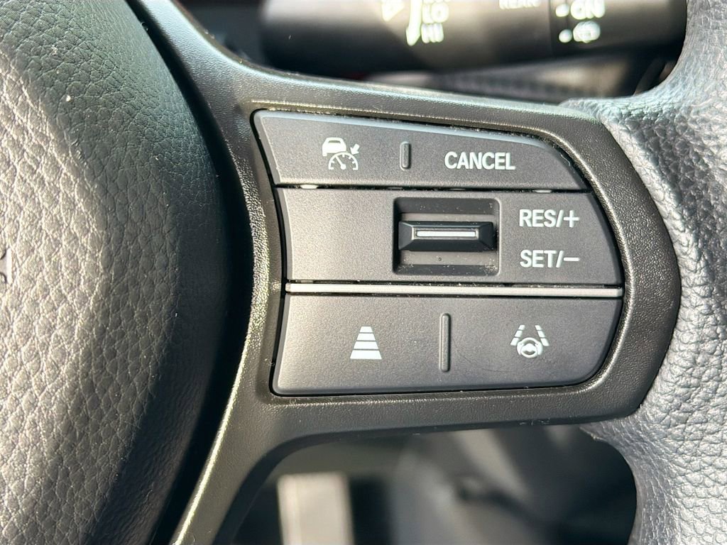 Used 2025 Honda HR-V LX image 16