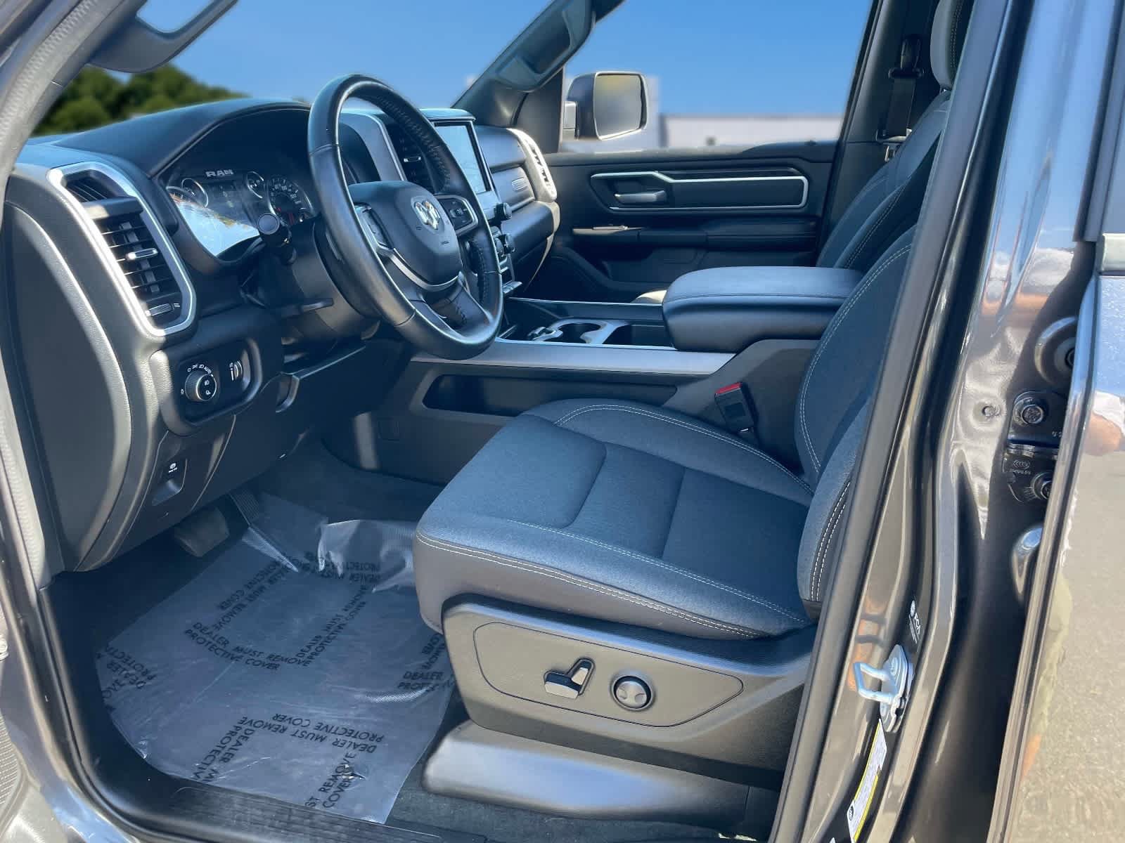 Used 2023 RAM 1500 Big Horn AWD/4WD image 20