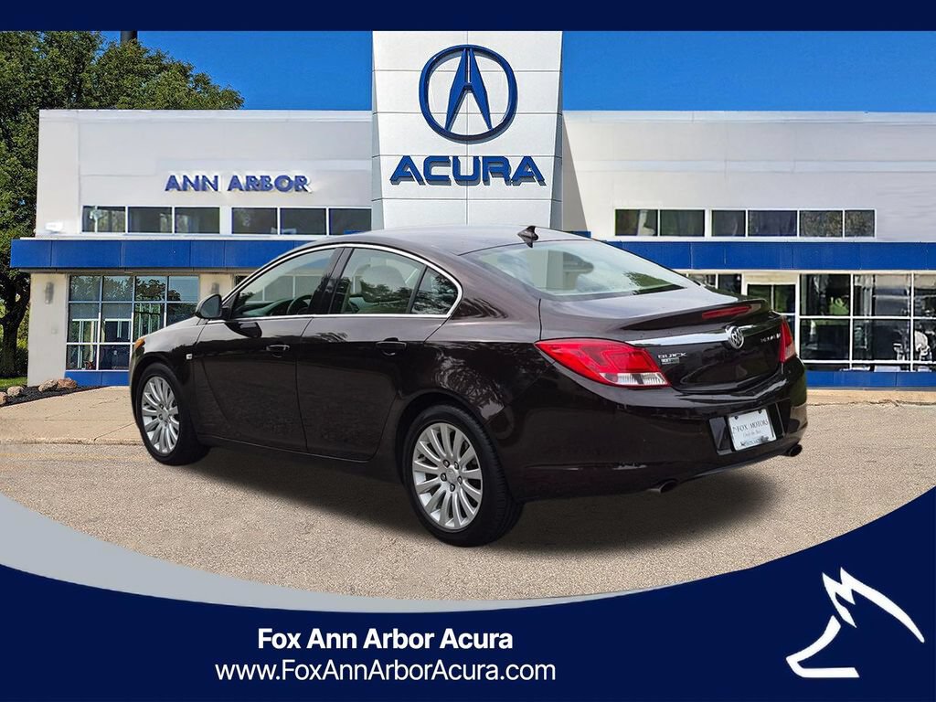 Used 2011 Buick Regal CXL Turbo w/ TO2 Preferred Equipment Group FWD image 3