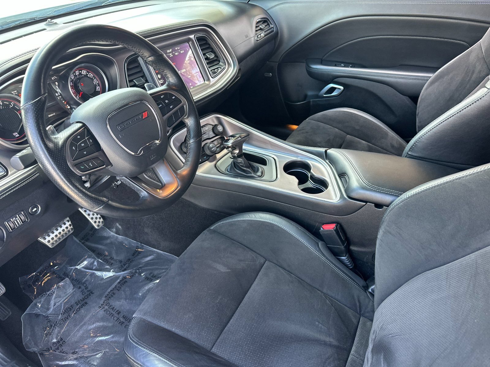 Used 2022 Dodge Challenger R/T w/ Plus Package RWD image 9