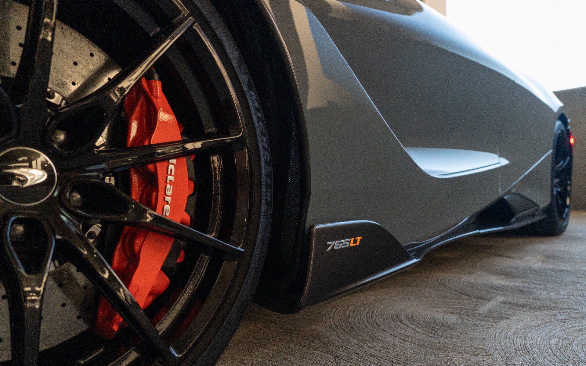Used 2021 McLaren 765LT RWD image 20