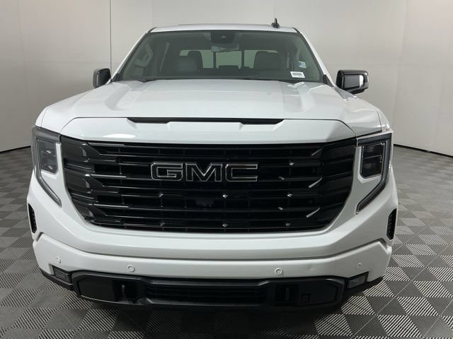 Used 2024 GMC Sierra 1500 Elevation w/ Elevation Premium Package AWD/4WD image 2