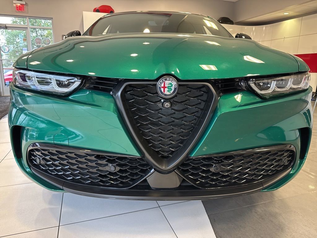New 2025 Alfa Romeo Tonale image 7