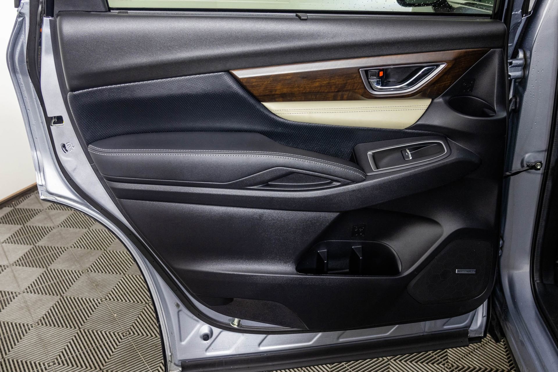 Used 2022 Subaru Ascent Touring image 45
