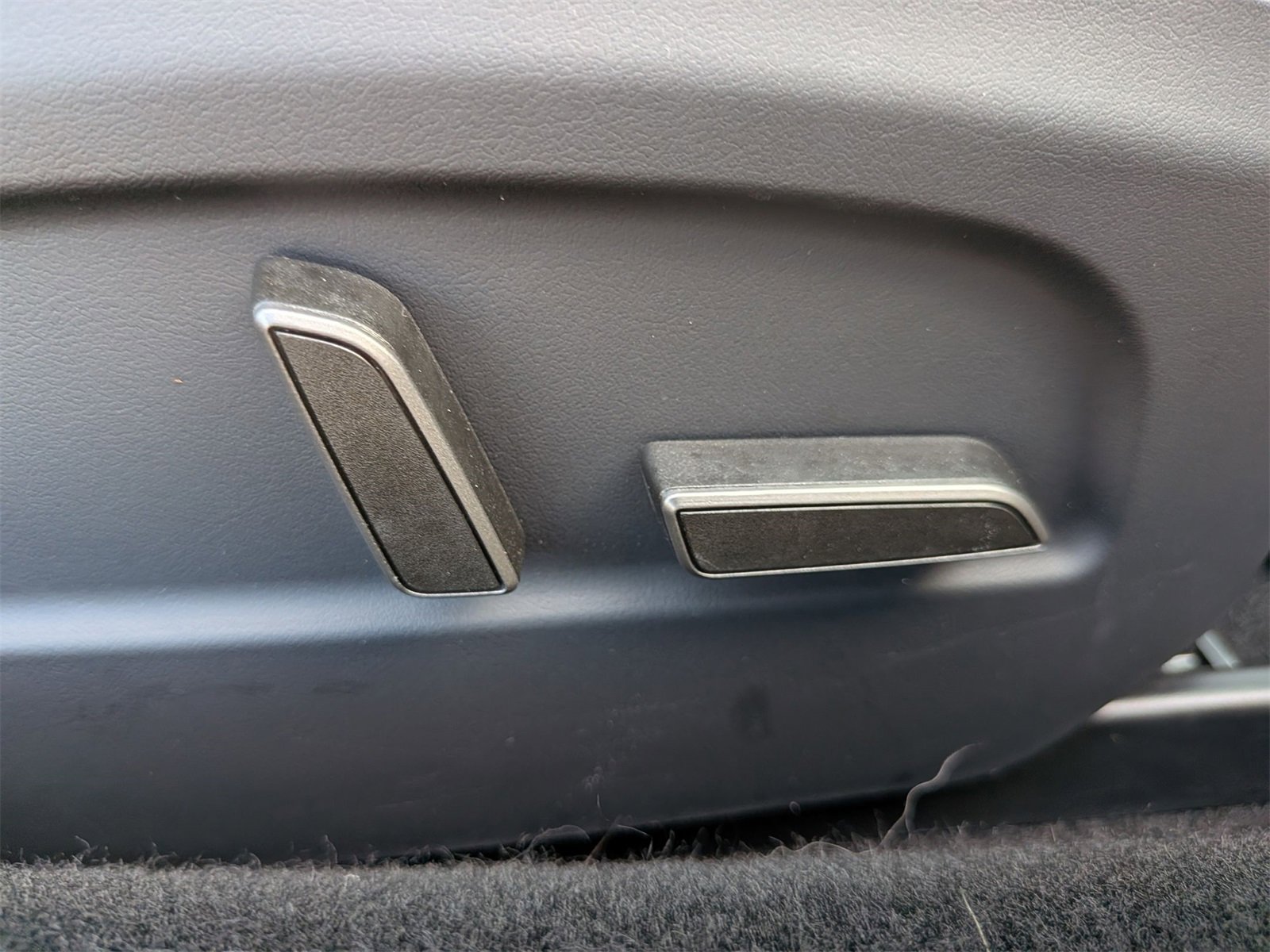 Used 2025 Tesla Model 3 Long Range image 37