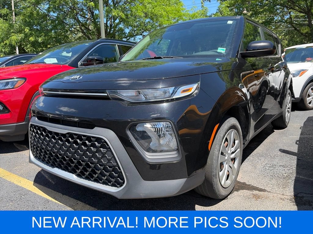 Used 2020 Kia Soul LX FWD image 1