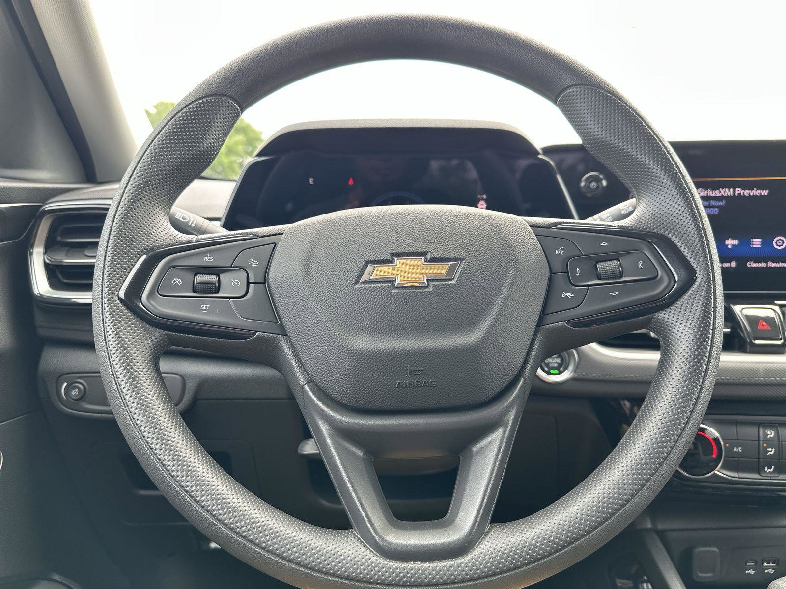 Certified 2024 Chevrolet TrailBlazer LT w/ Driver Confidence Package image 13