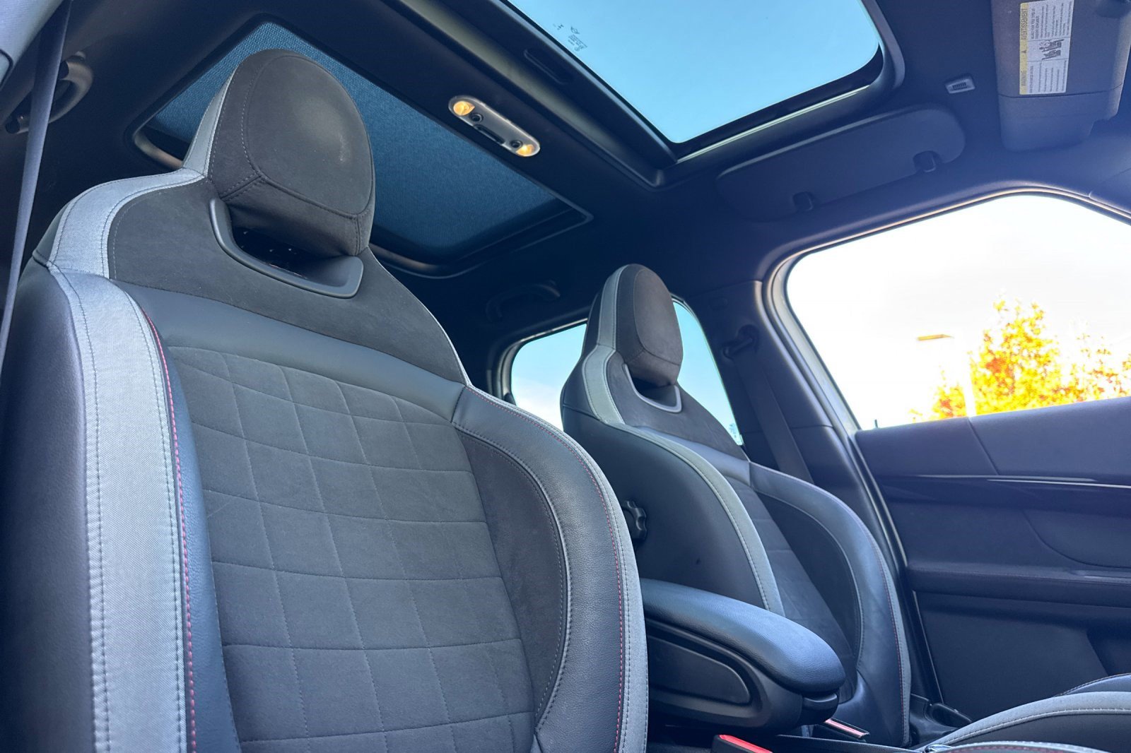 Used 2024 MINI Cooper Countryman John Cooper Works w/ Signature Upholstery Package AWD/4WD image 25