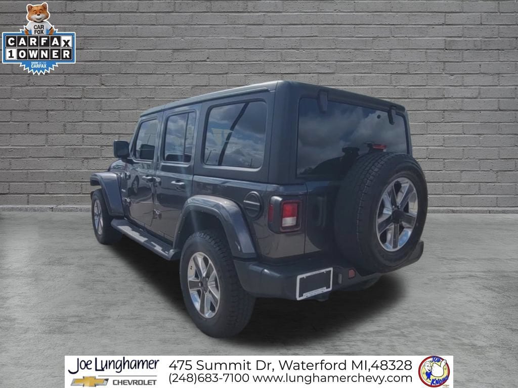 Used 2022 Jeep Wrangler Unlimited Sahara w/ Cold Weather Group AWD/4WD image 8
