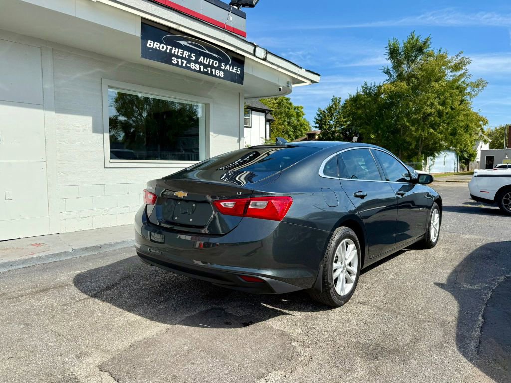 Used 2017 Chevrolet Malibu LT image 13