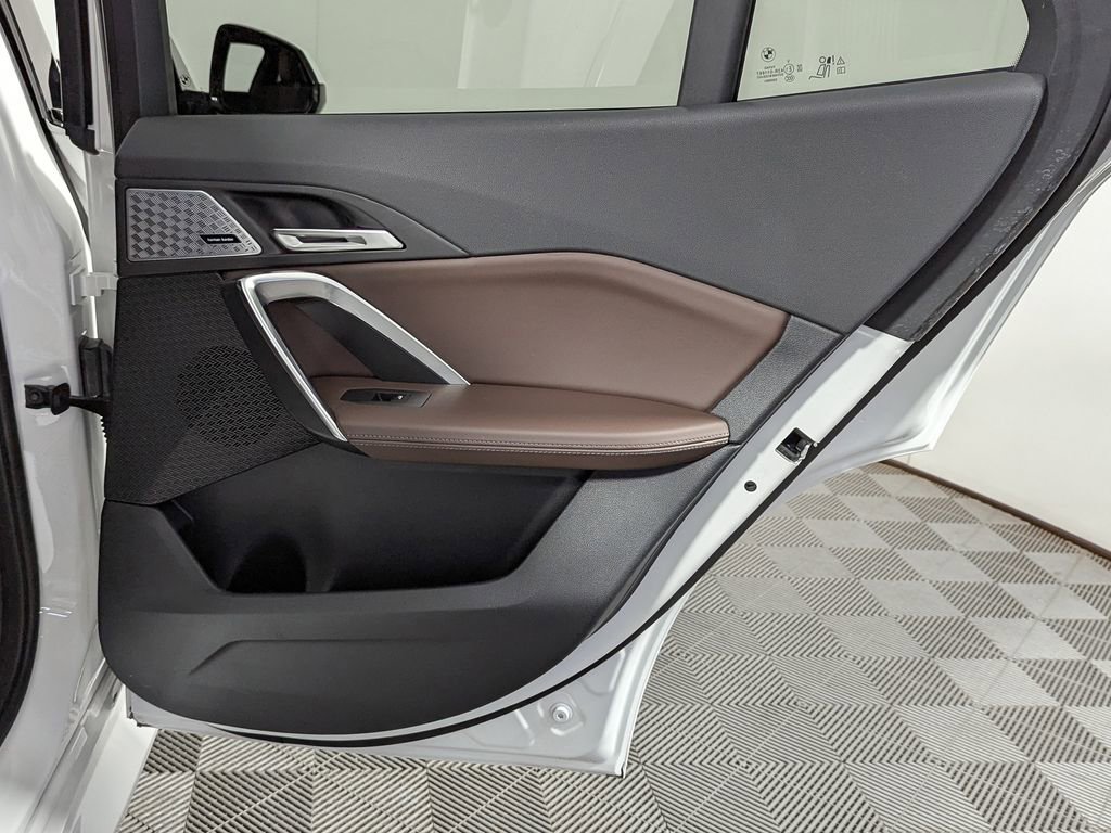 Used 2025 BMW X2 xDrive28i w/ M Sport Package image 42