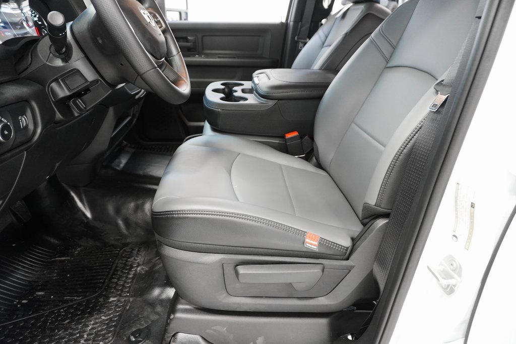 Used 2024 RAM 3500 Tradesman image 16