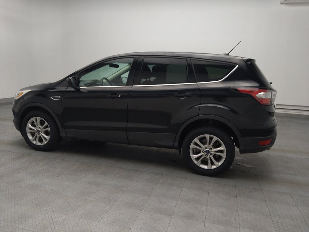 Used 2017 Ford Escape SE image 3