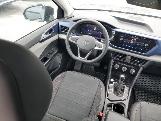 Certified 2023 Volkswagen Taos SE FWD image 7