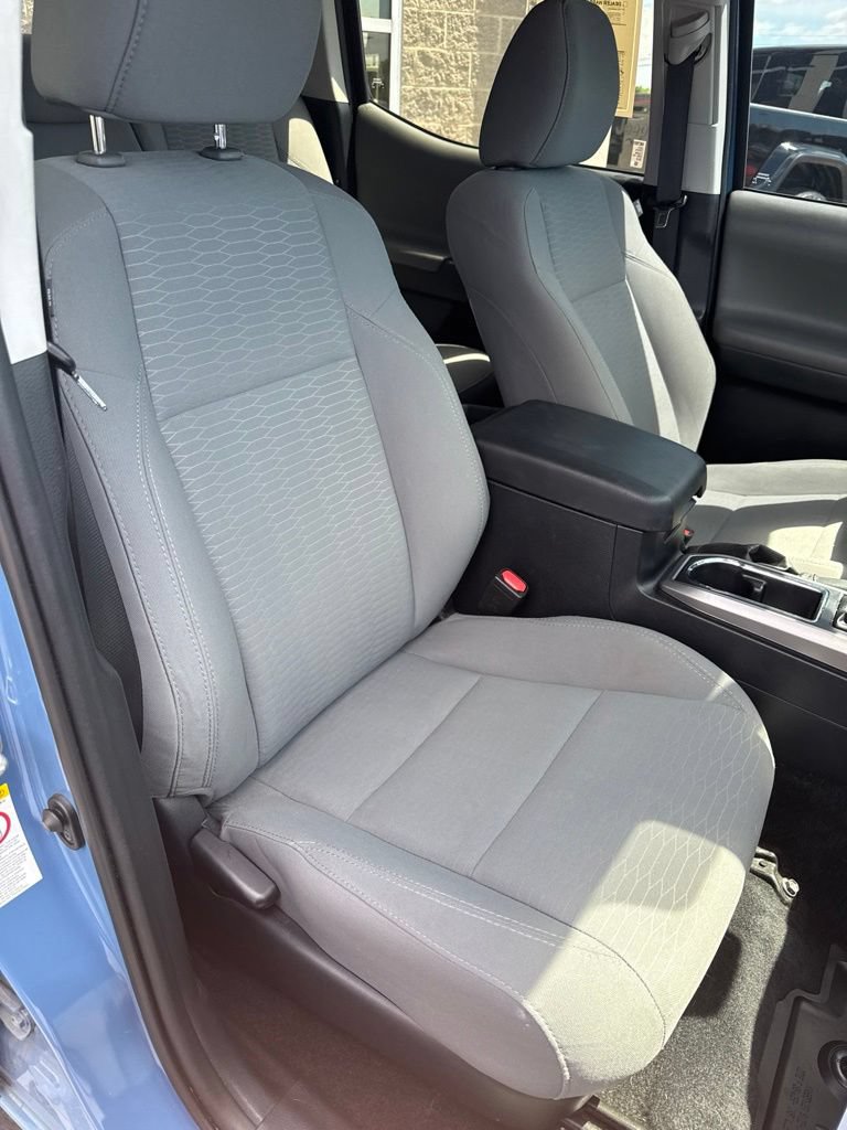 Used 2019 Toyota Tacoma SR5 AWD/4WD image 20