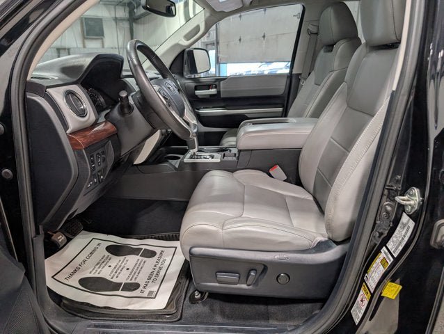 Used 2014 Toyota Tundra Limited w/ Limited Premium Package AWD/4WD image 17