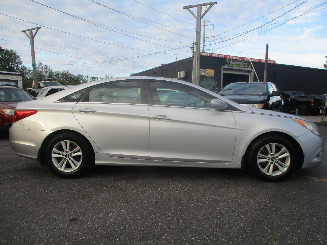 Used 2013 Hyundai Sonata GLS w/ Popular Equipment Pkg image 5