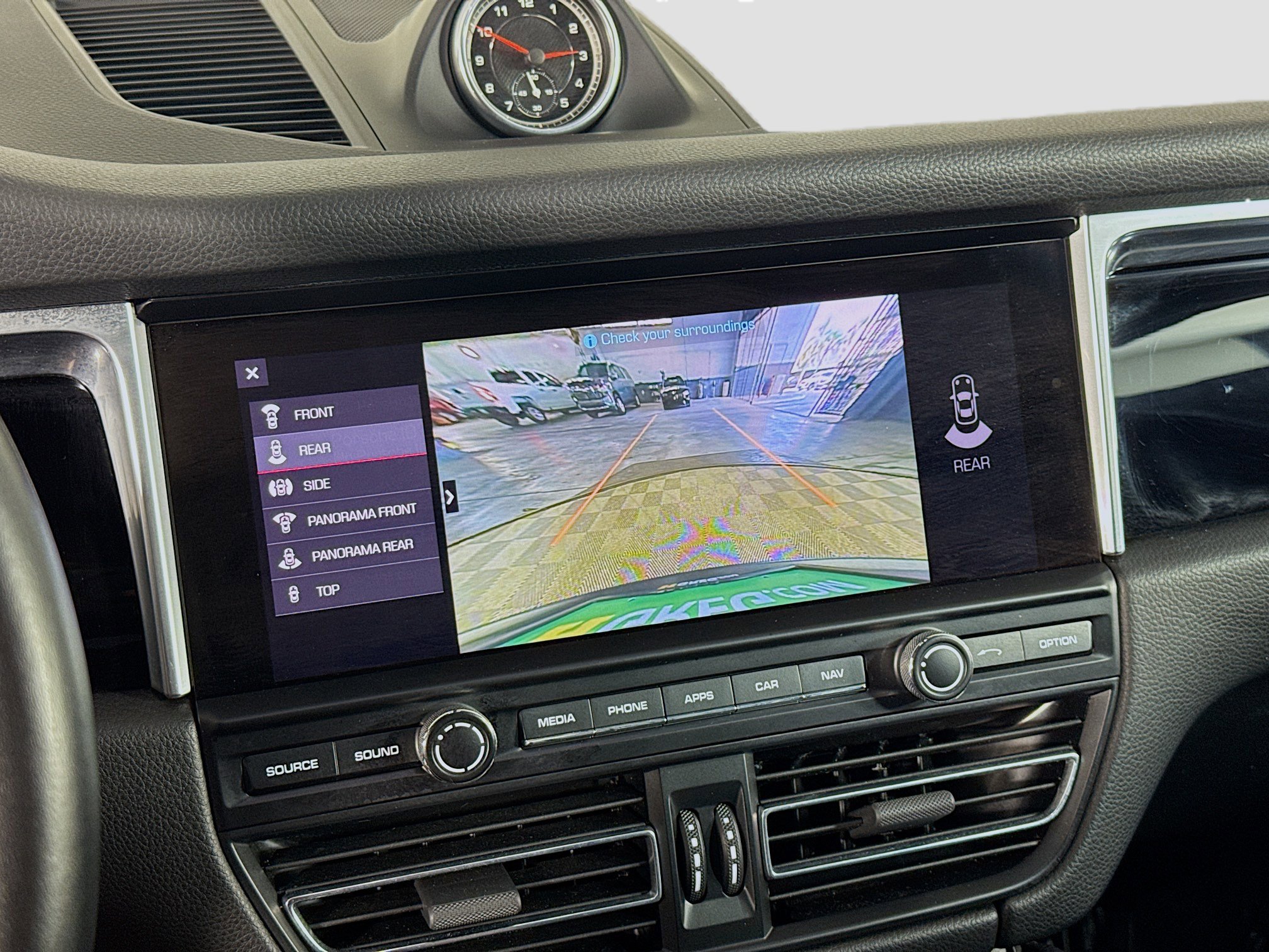 Used 2021 Porsche Macan S image 19