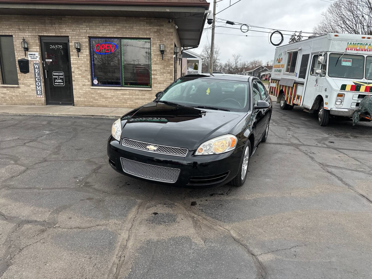 Used 2014 Chevrolet Impala LT w/ LT Sunroof Package image 2