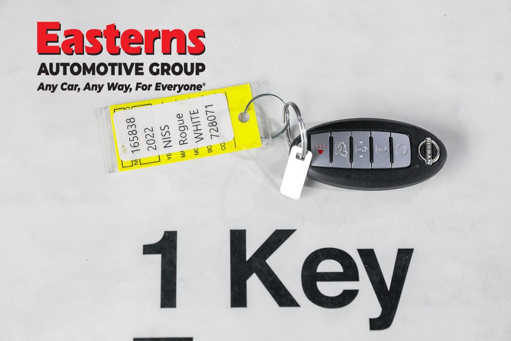 Used 2022 Nissan Rogue SL w/ SL Premium Package image 25