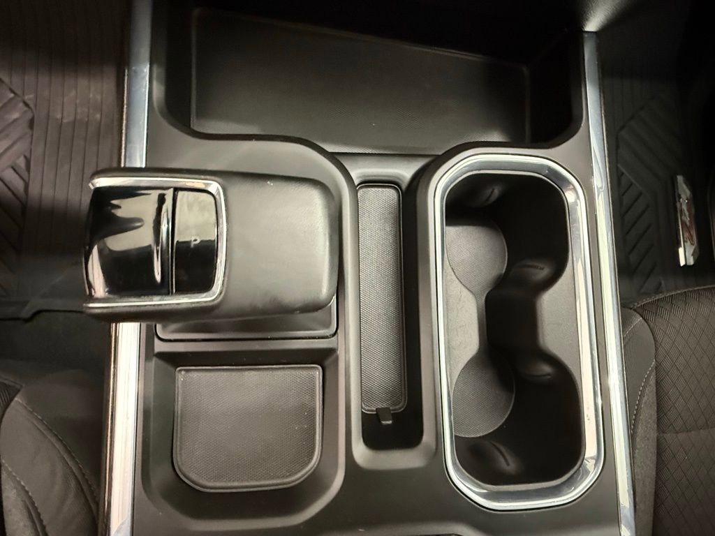 Used 2024 Chevrolet Silverado 1500 LT image 16