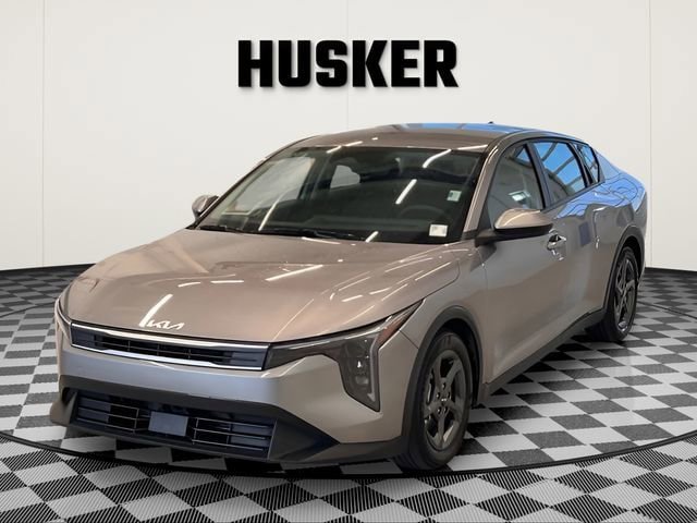 Used 2025 Kia K4 LXS FWD image 4