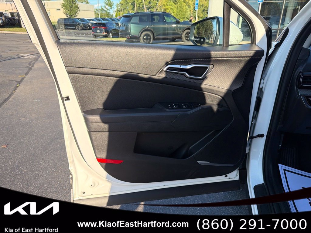 Certified 2023 Kia Sportage LX AWD/4WD image 30