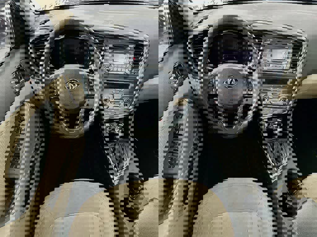 Used 2012 Kia Optima Hybrid image 10