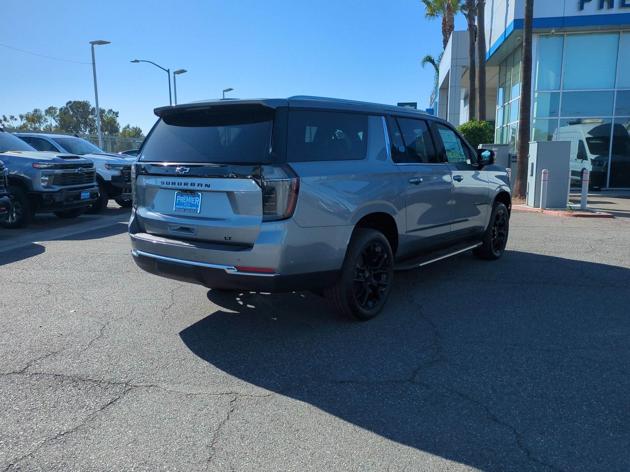 New 2026 Chevrolet Suburban LT w/ Comfort Package RWD image 5