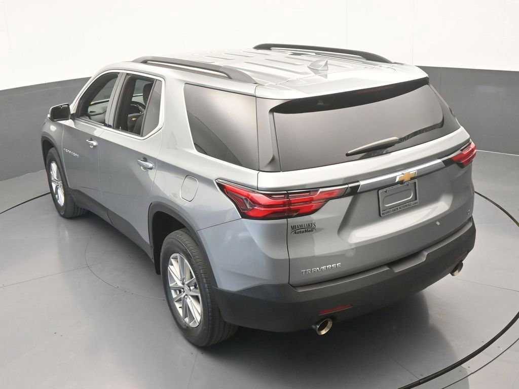 Used 2023 Chevrolet Traverse LT image 45