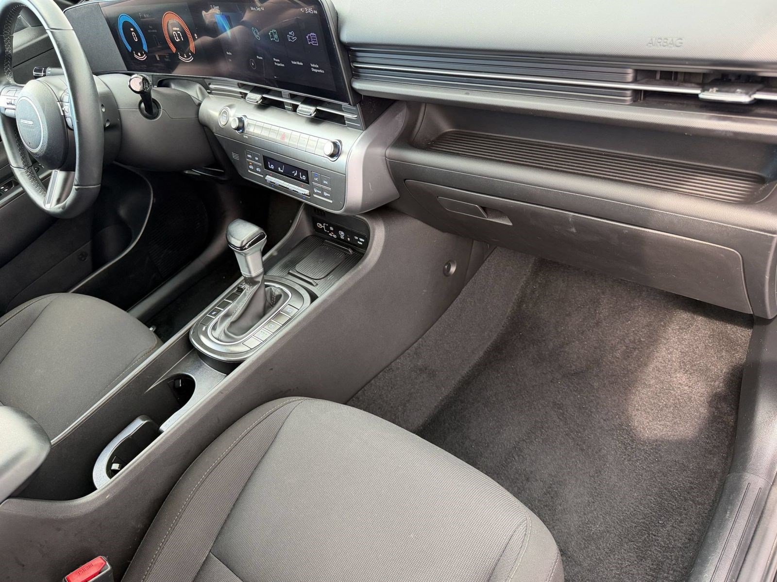 Used 2026 Hyundai Kona SEL Sport FWD image 35