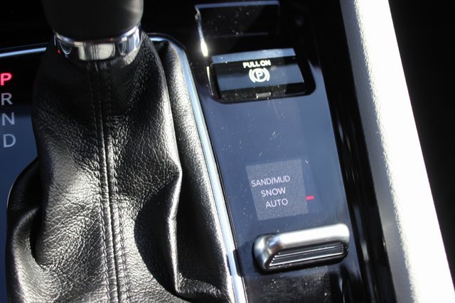 Used 2024 Jeep Compass Limited image 10