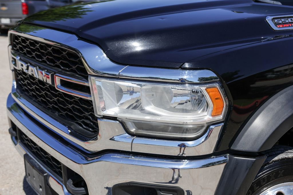 Used 2022 RAM 5500 Tradesman w/ Chrome Appearance Group AWD/4WD image 3